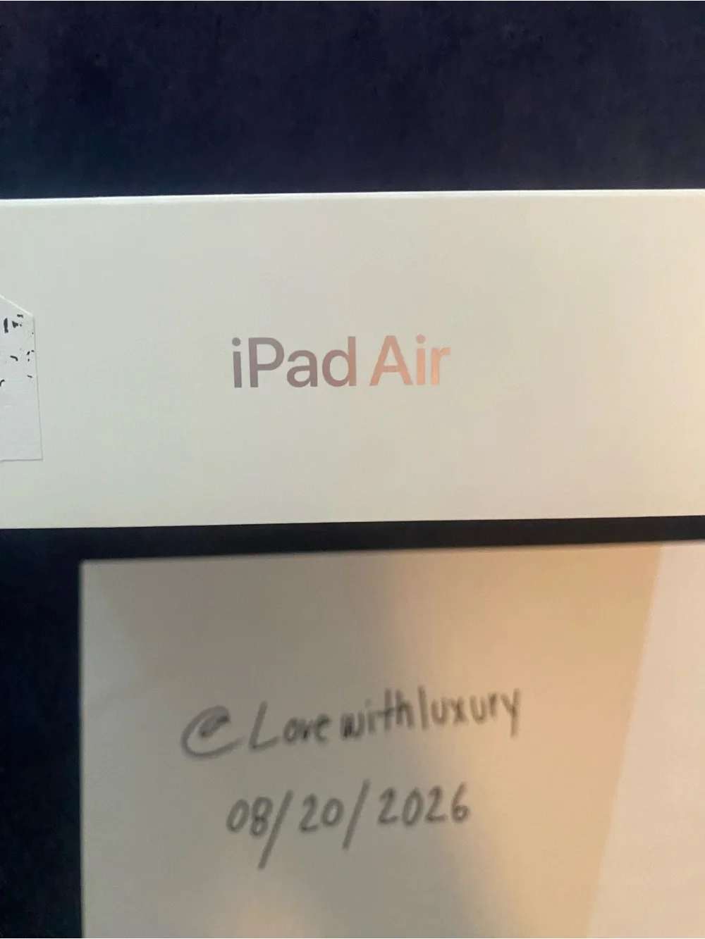 iPad Air 13 inch M4 Wi-Fi + cellular